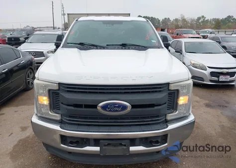 2017 Ford F-250 Xl из США, поврежденный, VIN 1FT7W2B68HEE97839